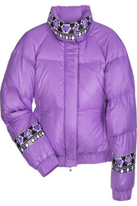 Jak se stylově chránit proti zimě / Dámské zimní bundy 2009 (http://www.luxurymag.cz)